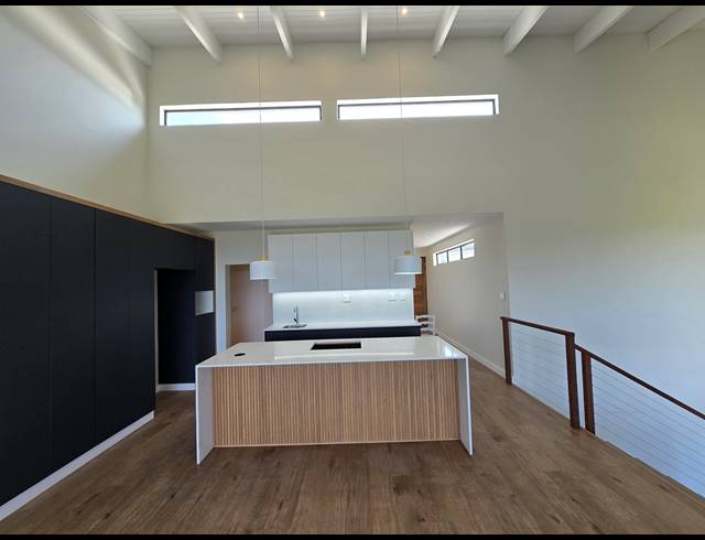 4 BEDROOM HOUSE FOR SALE IN NEW SALT ROCK CITY